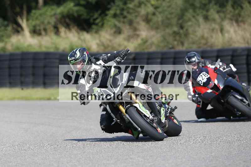 /44 09.08.2025 Plüss Moto Sport ADR/Freies Fahren/524